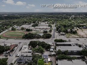 107 W Johanna ST C, Austin TX 78704