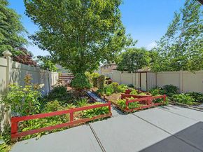 288 Maple St, Secaucus NJ 07094