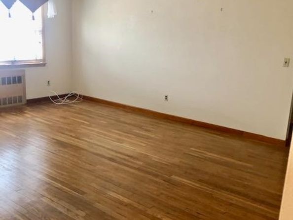 9114 Smith Ave, North Bergen NJ 07047
