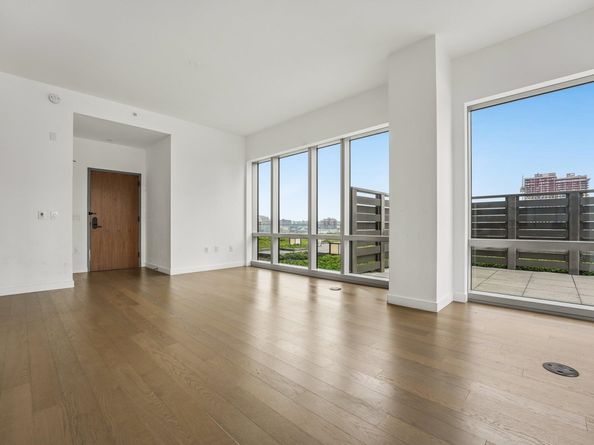 75 Park Lane South 605, Jersey City NJ 07310