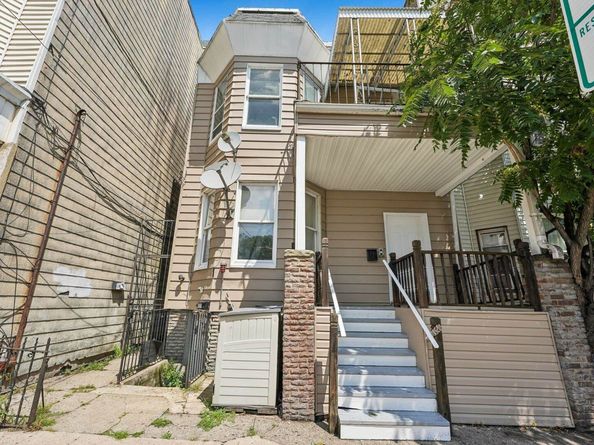 414 Monastery Pl Rear, Union City NJ 07087-4408