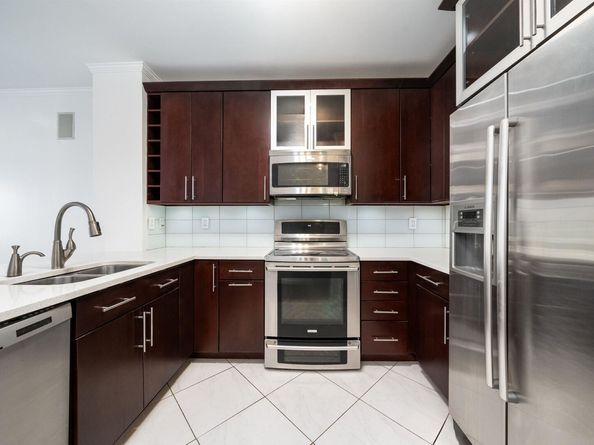 26 Avenue At Port Imperial 204, West New York NJ 07093