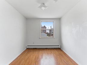 2455 3rd St, Fort Lee NJ 07024-4068