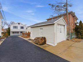 2455 3rd St, Fort Lee NJ 07024-4068