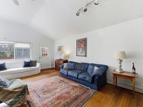 2455 3rd St, Fort Lee NJ 07024-4068