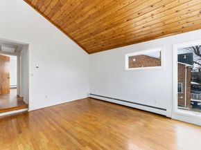 2455 3rd St, Fort Lee NJ 07024-4068
