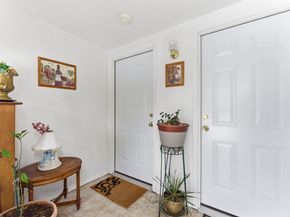 2455 3rd St, Fort Lee NJ 07024-4068