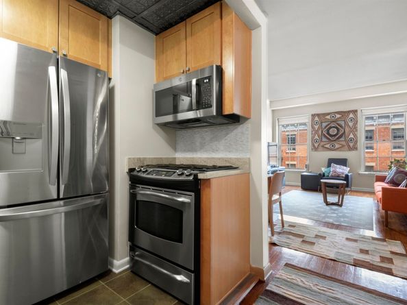 187 Wayne St C405, Jersey City NJ 07302