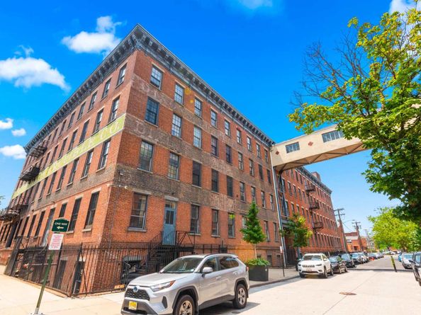 187 Wayne St C405, Jersey City NJ 07302