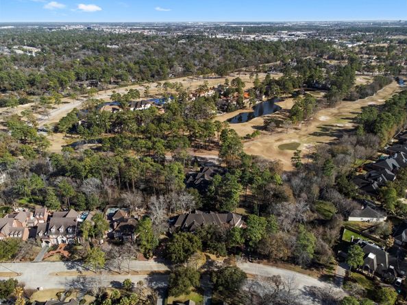 2907 Cedar Woods Place, Houston TX 77068