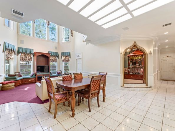 2907 Cedar Woods Place, Houston TX 77068