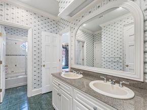 2907 Cedar Woods Place, Houston TX 77068