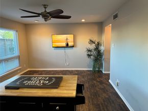 1529 Wirt Road 27, Houston TX 77055