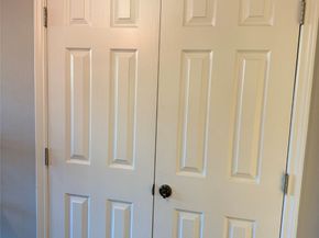 1529 Wirt Road 27, Houston TX 77055