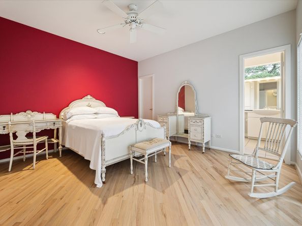 2016 Milford Street, Houston TX 77098