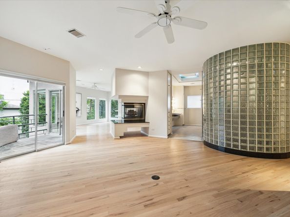 2016 Milford Street, Houston TX 77098