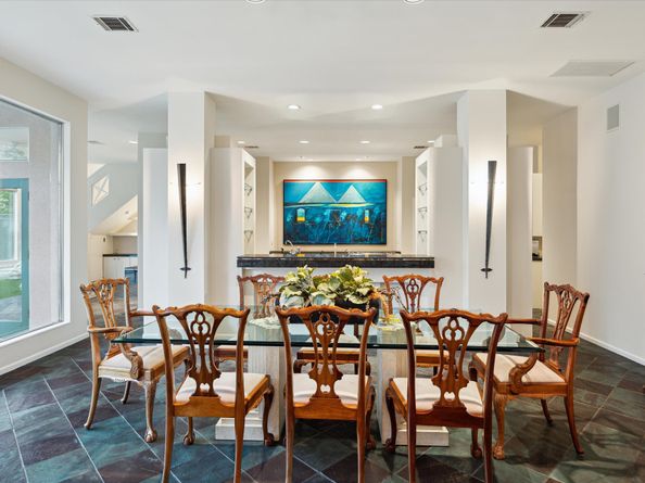 2016 Milford Street, Houston TX 77098