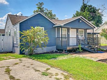 12910 Peggys Lane