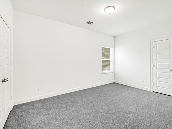 5003 Yesenia Palm Street, Houston TX 77021