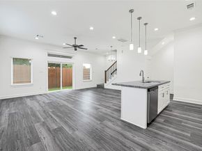 5003 Yesenia Palm Street, Houston TX 77021
