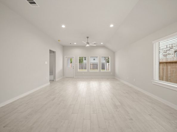 1976 Scarlet Yaupon Way, Conroe TX 77301