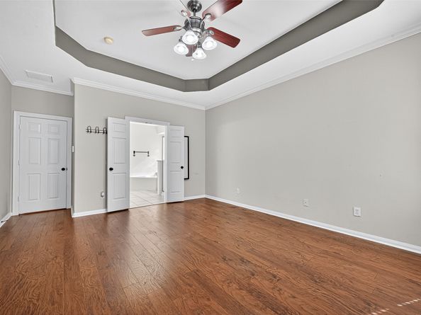 12823 Mossy Ledge Drive, Tomball TX 77377