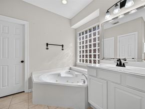 12823 Mossy Ledge Drive, Tomball TX 77377