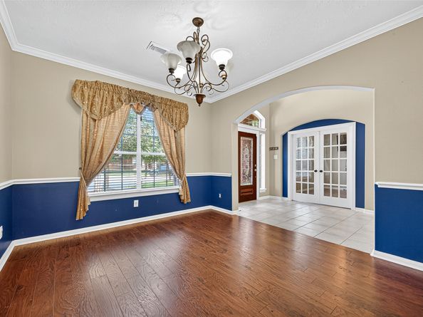 12823 Mossy Ledge Drive, Tomball TX 77377