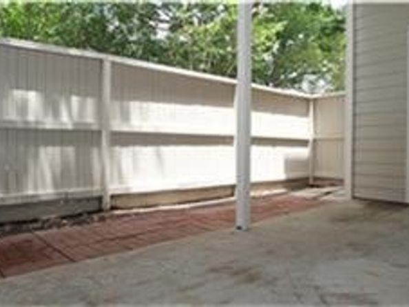 2001 Bering Drive 5B, Houston TX 77057
