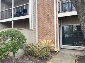 2001 Bering Drive 5B, Houston TX 77057