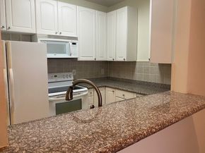 2001 Bering Drive 5B, Houston TX 77057