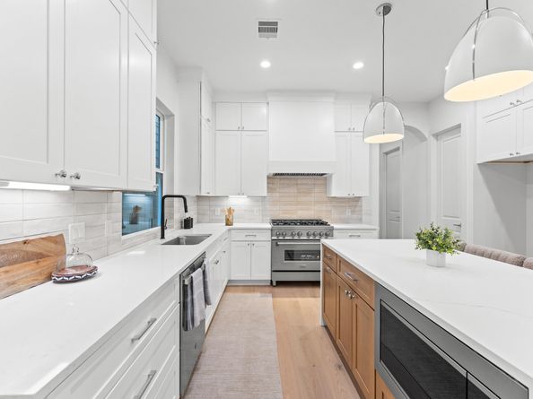 4403 Feagan, Houston TX 77007