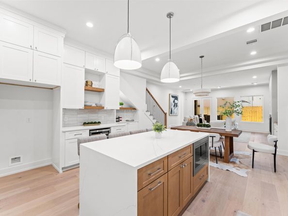 4403 Feagan, Houston TX 77007