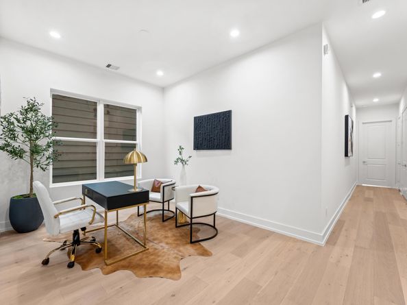 4403 Feagan, Houston TX 77007