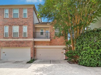 4414 Castle Court Place