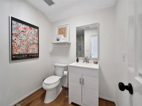 4414 Castle Court Place, Houston TX 77006