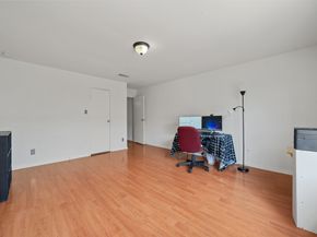 9850 Pagewood Lane 1402, Houston TX 77042