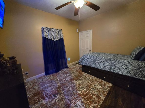 8161 Snowden Street, Houston TX 77028