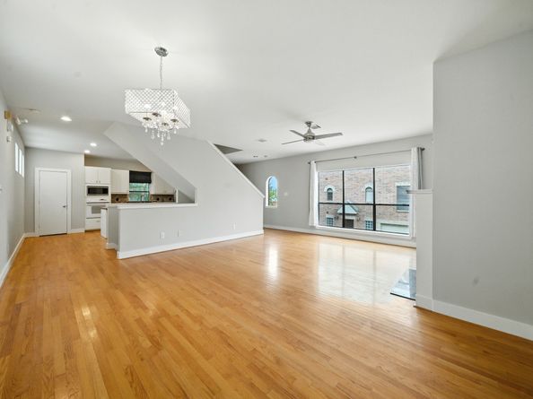 9709 Riddlewood Lane, Houston TX 77025