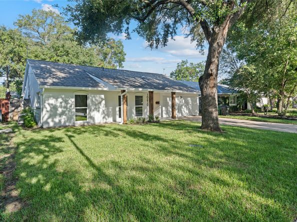 10610 Dunlap Street, Houston TX 77096