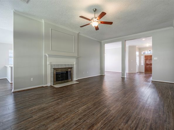 4918 Heritage Plains Drive, Friendswood TX 77546