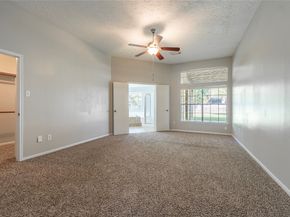 4918 Heritage Plains Drive, Friendswood TX 77546