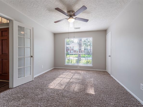 4918 Heritage Plains Drive, Friendswood TX 77546