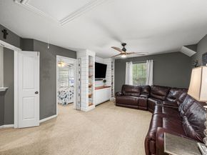 6 Cloud Bank Place, The Woodlands TX 77382