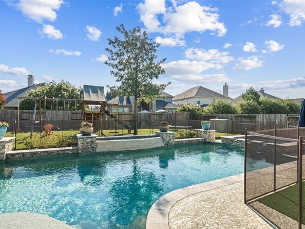 1033 Bat Hawk Court, Conroe TX 77385