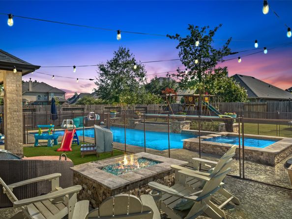 1033 Bat Hawk Court, Conroe TX 77385