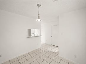 3987 Tanglewilde Street 3987, Houston TX 77063