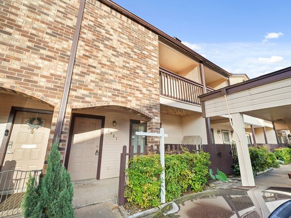 3987 Tanglewilde Street 3987, Houston TX 77063