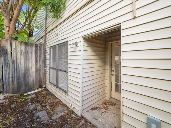 3987 Tanglewilde Street 3987, Houston TX 77063