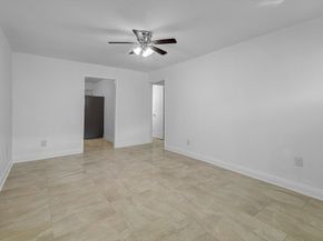 3655 Seabrook Street, Houston TX 77021